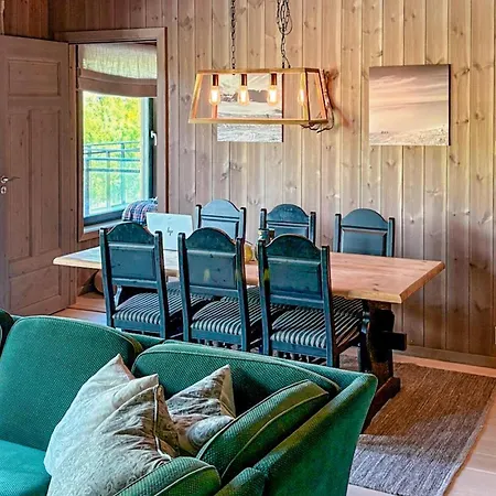 3 Bedroom Awesome In Apartmán